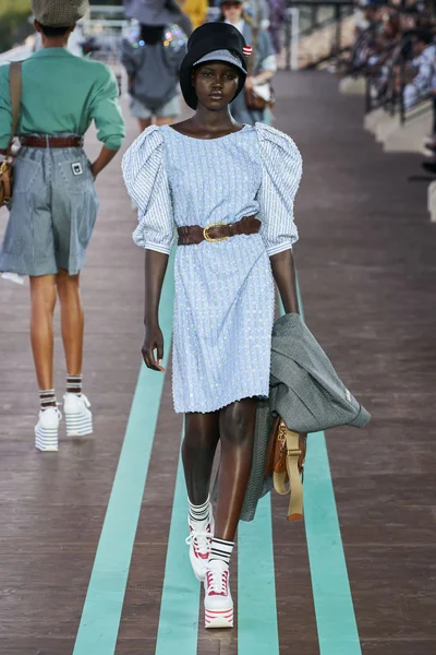 Look 20